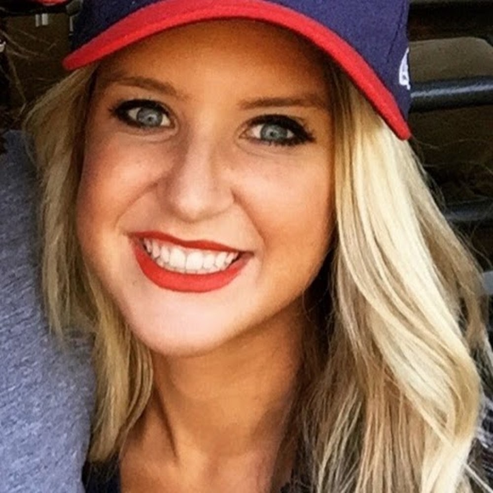 Meet your Posher, Courtney